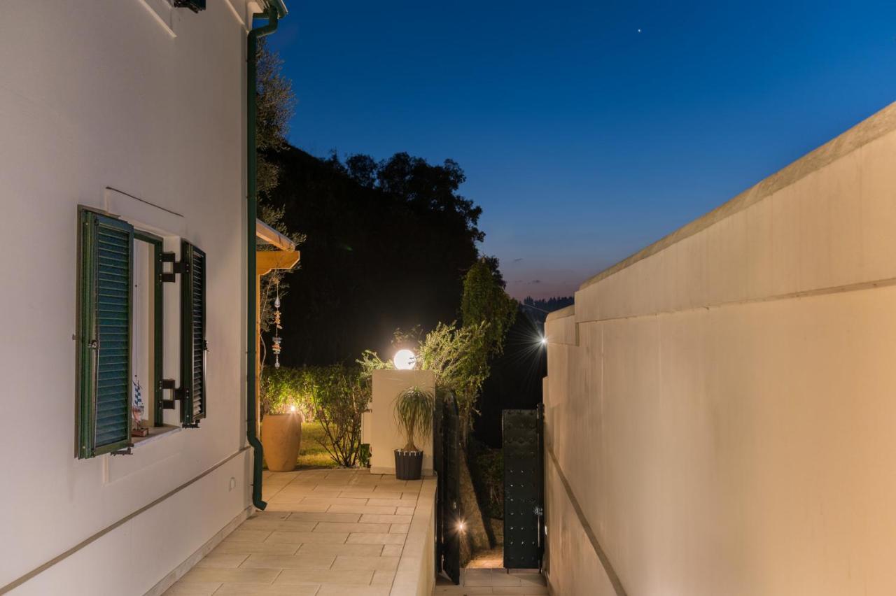 Myronis Villa Corfu Town ภายนอก รูปภาพ
