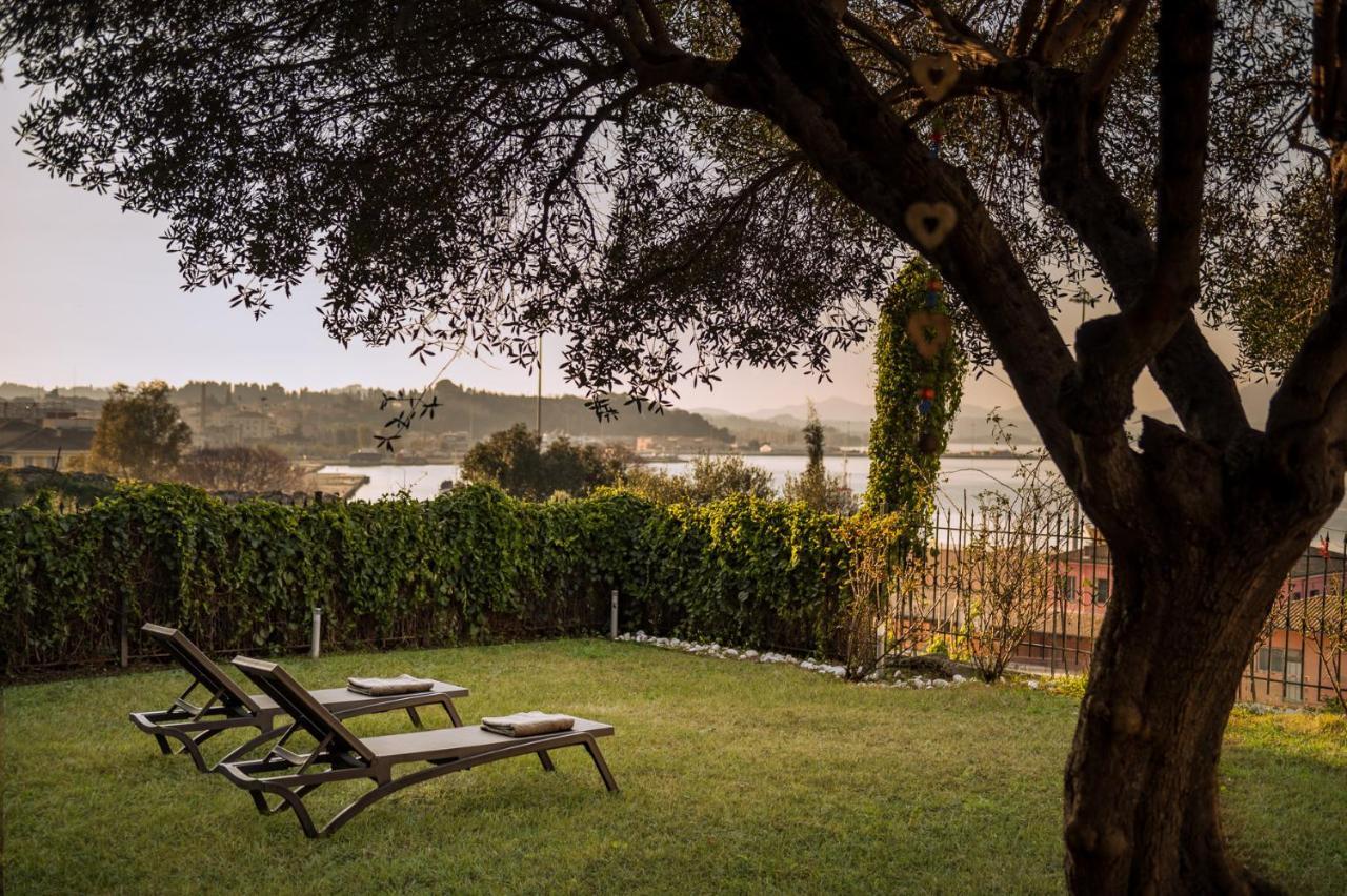 Myronis Villa Corfu Town ภายนอก รูปภาพ