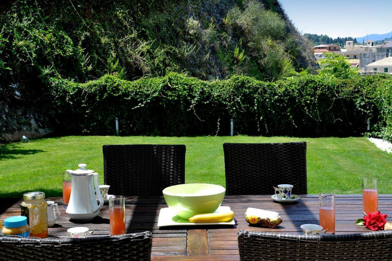 Myronis Villa Corfu Town ภายนอก รูปภาพ